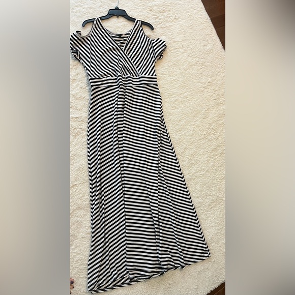 Torrid Black and White Maxi Dress - Picture 7 of 7